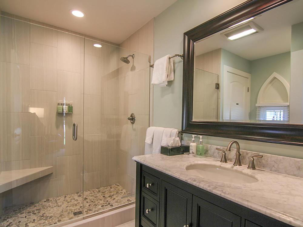 Pinehurst One Bedroom Condo interior
